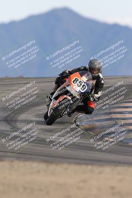 media/Nov-16-2025-Race Pace (Sun) [[8c5fa54630]]/Verified Riders/8-Turn 12 (120pm)/